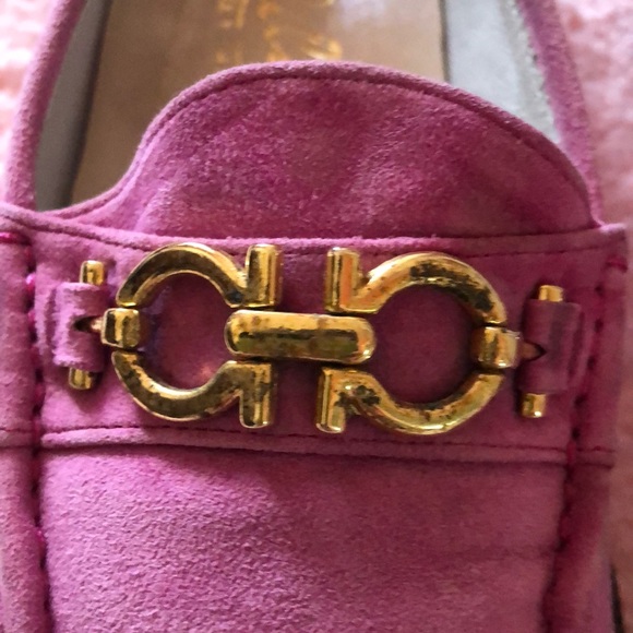Pink suede loafers - Picture 2 of 4